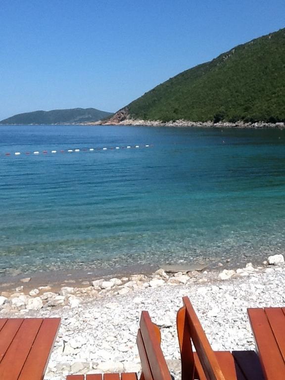 Villa Mirista Luštica Quarto foto